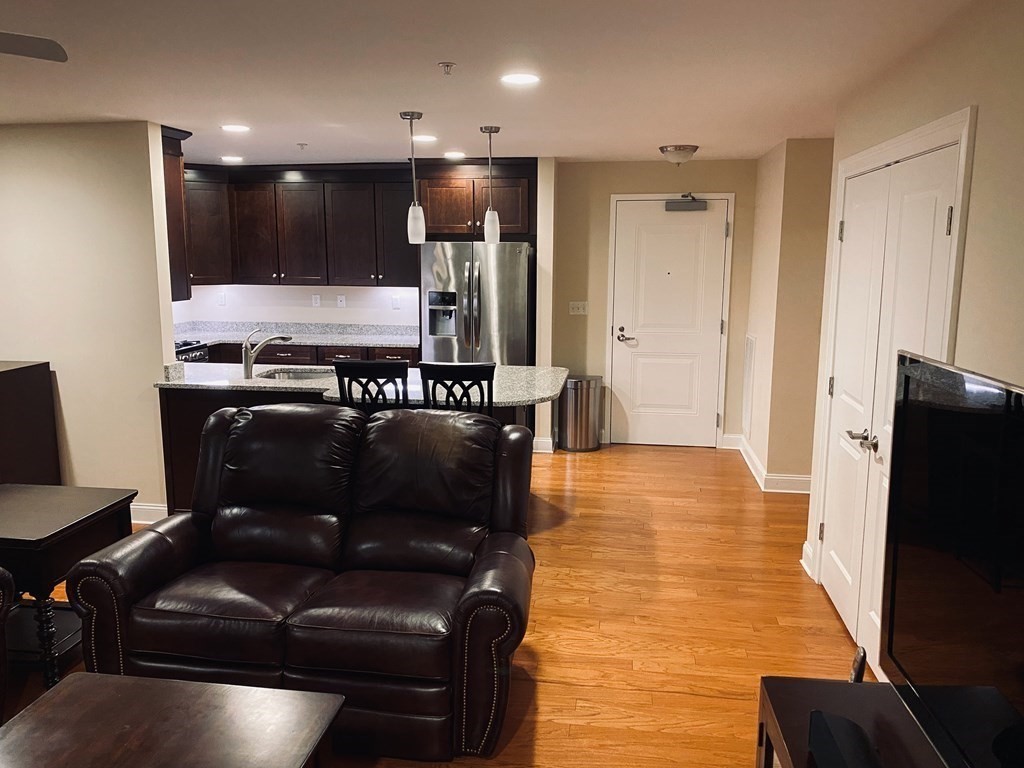 245 Cambridge St, Burlington Town Center