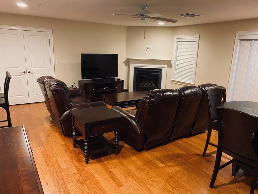 245 Cambridge St, Burlington Town Center