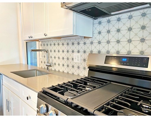 20 Frankfort St, East Boston