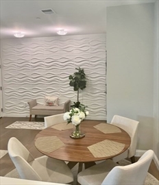 966 Hyde Park Ave, Hyde Park