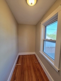 96 Houston Ave, Milton