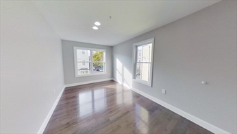 15 Leedsville St, Dorchester