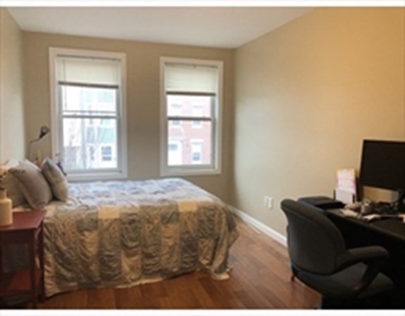 45 Chelsea St, East Boston