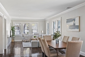 84 Sunnyside St, Hyde Park