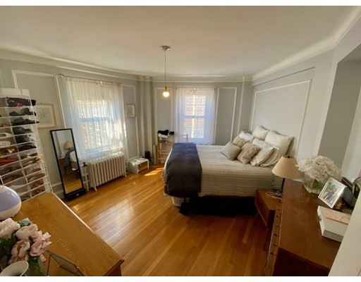 1454 Beacon St, Coolidge Corner