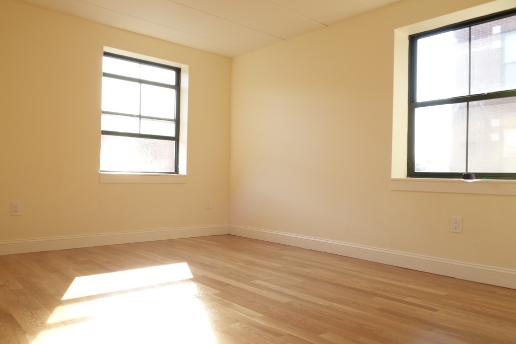 3 Douglas Park, Fenway