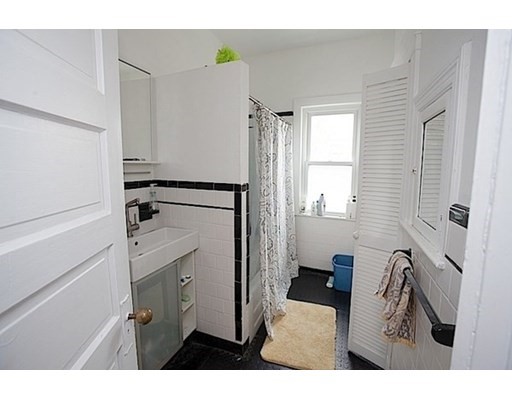 368 Broadway, Central Square