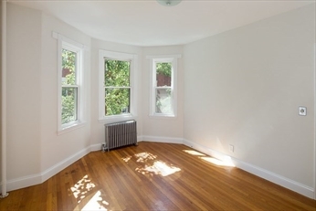 15 Pond St, Jamaica Plain