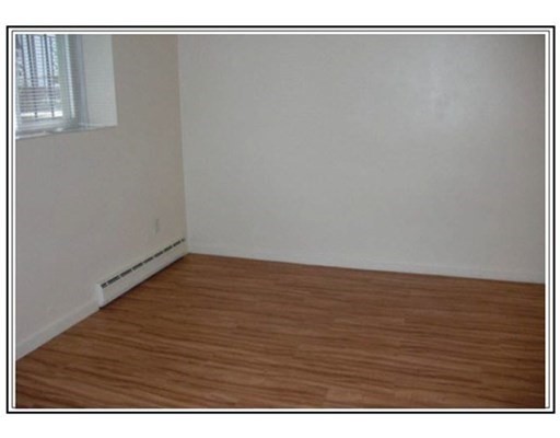 1406 Beacon St, Brookline Hills