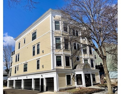 120 Browne St, Coolidge Corner