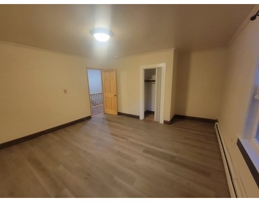 22 Holmes St, Malden