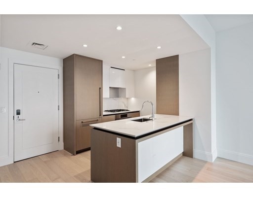 380 Harrison Ave, South End