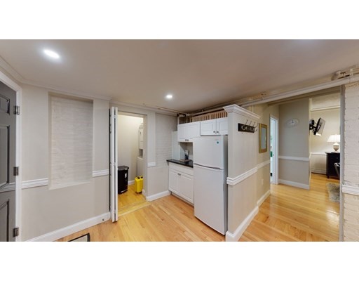 290 Beacon St, Back Bay