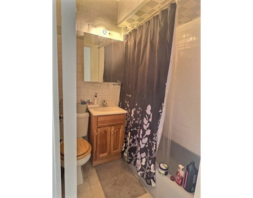 1482 Beacon St, Coolidge Corner