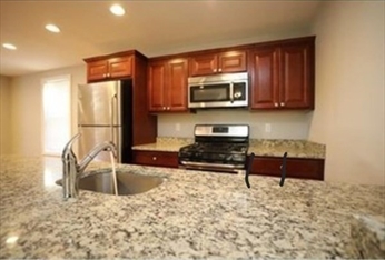 23 Maywood St, Roxbury