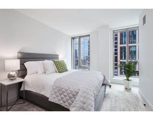 135 Seaport Blvd, Seaport District