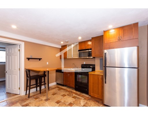 47 Gardner St, Allston