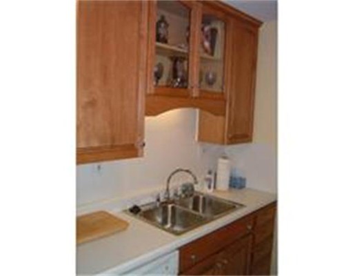 395 Broadway, Central Square