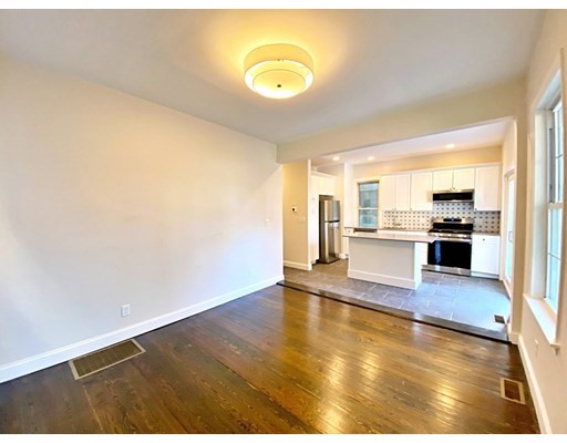 20 Frankfort St, East Boston