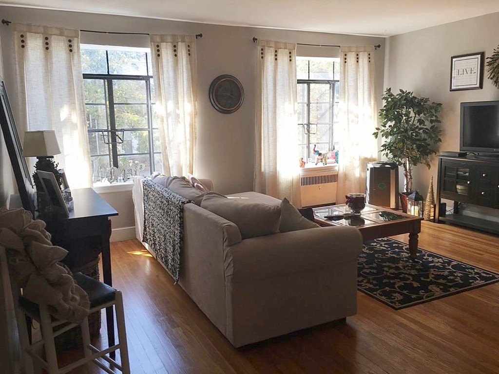 93 Strathmore Rd, Brighton