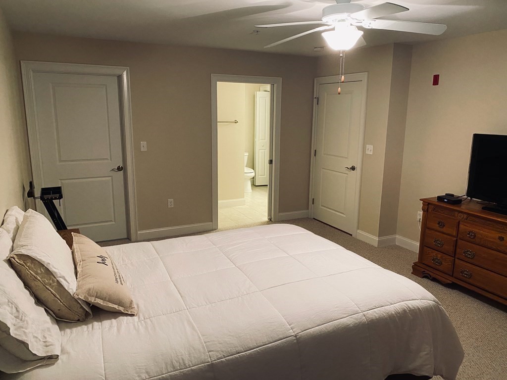 245 Cambridge St, Burlington Town Center