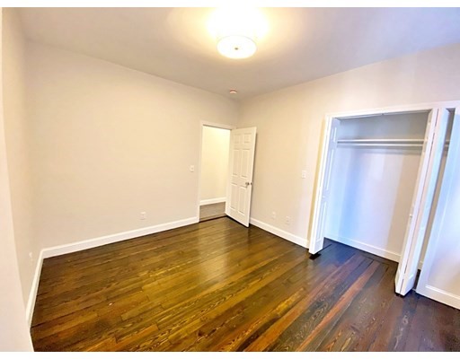 20 Frankfort St, East Boston