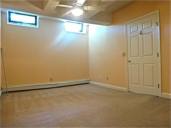 1100 Beacon St, Longwood