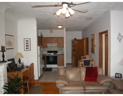 129 Saint Botolph St, Back Bay