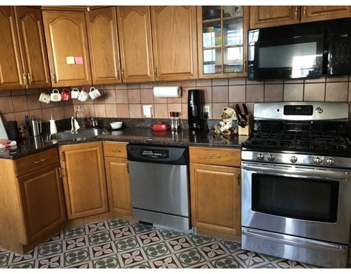 411 Washington St, Brookline Village