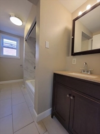 96 Houston Ave, Milton