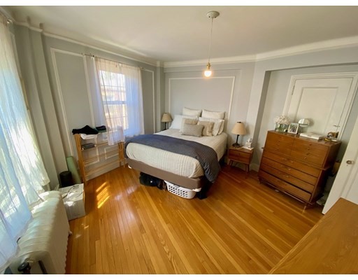 1454 Beacon St, Coolidge Corner