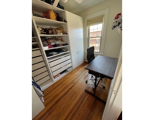 157 N St, South Boston