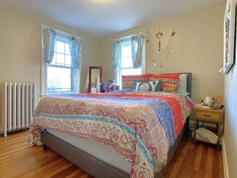 35 Manning St, Roslindale