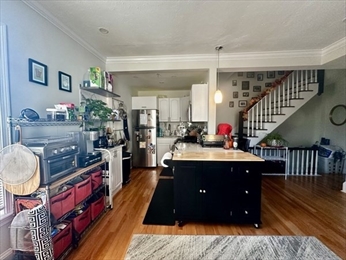 13 Emerson St, Newton Centre