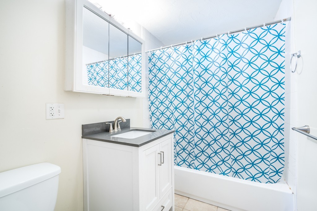 373 Centre, Dorchester