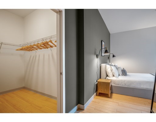 320 D St, South Boston