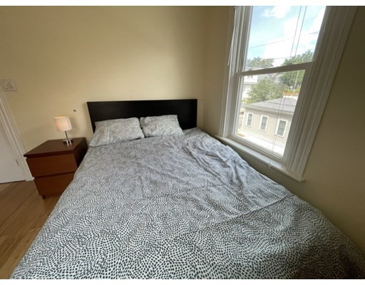 64 Amory St, Mid Cambridge