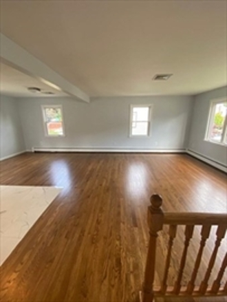 31 Sanford St, Hyde Park