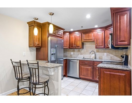 357 Commercial St, Waterfront