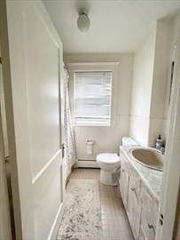 41 Wessex Rd, Newton Centre