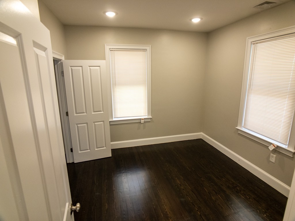 27 Tower St, Jamaica Plain