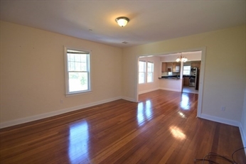 39 Ocean Ave, Quincy