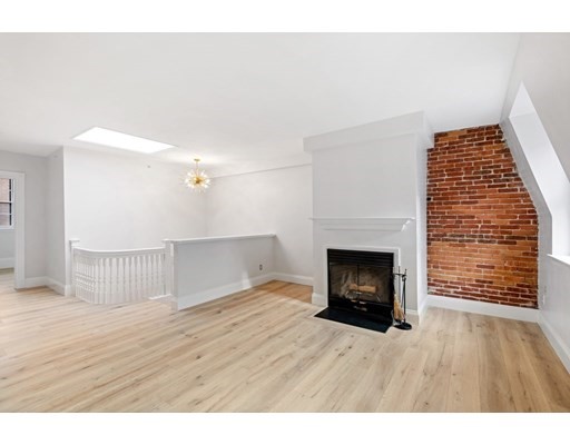 3 Mount Vernon Sq, Beacon Hill