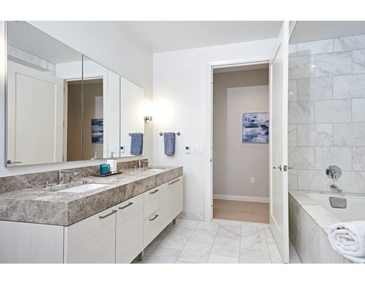 1 Franklin St, Midtown