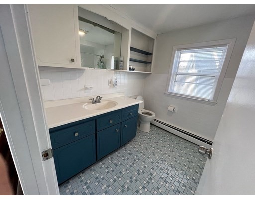 7 Ashland St, Medford