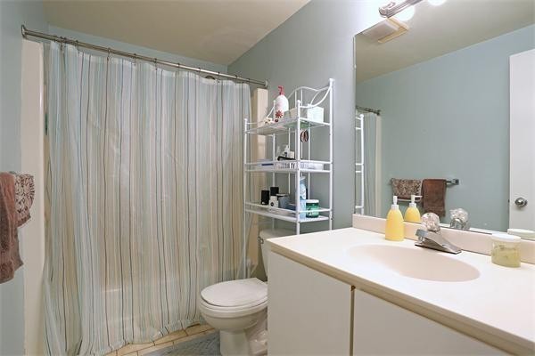 90 Gainsborough St, Fenway