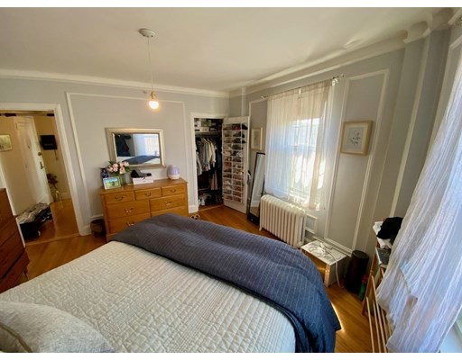 1454 Beacon St, Coolidge Corner