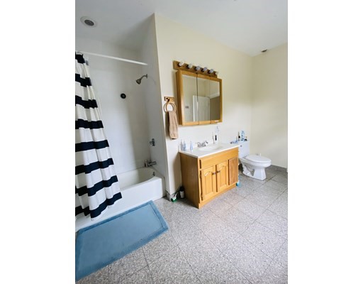 48 Allston St, Allston