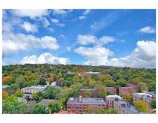 1731 Beacon, Washington Square