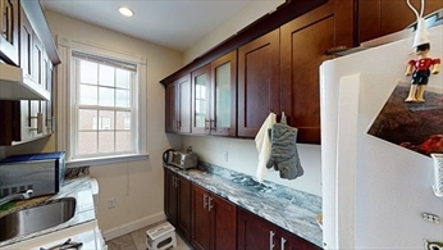 15 Glenville Ave, Allston